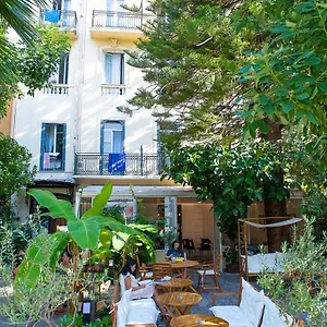 Hi Les Camélias Auberge de jeunesse Nice
