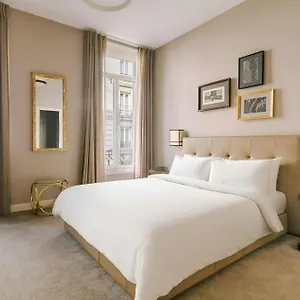 Le Frochot Pigalle, Sonder By Marriott Bonvoy *** Париж