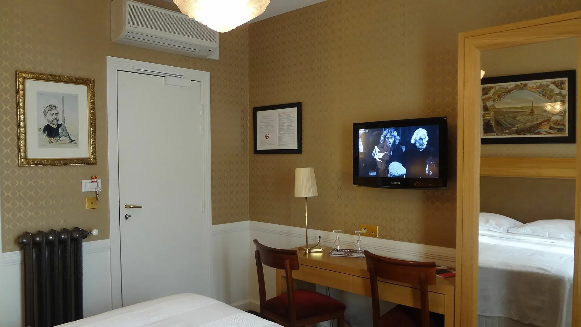 *** Hotel Hôtel Le Cercle Tour Eiffel Paris France